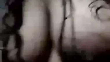 Busty milf records her nude MMS for her lover