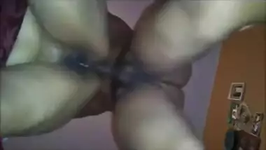 She took it well thanks to her friend lube