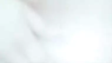 Desi MILF isn't embarrassed because of sex camera in amateur XXX video