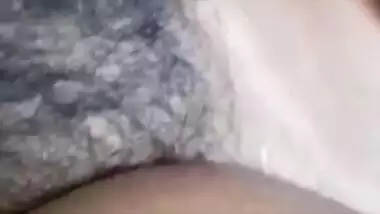 Dehati girl hairy pussy show in jungle