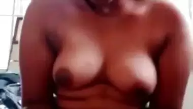 Big-boobed Tamil virgin XXX girl inserting pencil in her Desi XXX pussy
