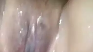 Bhojpuri bhai behan bathing together