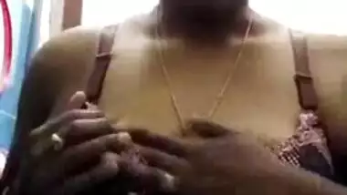 Indian sex MMS of chubby bhabhi fucked by lover