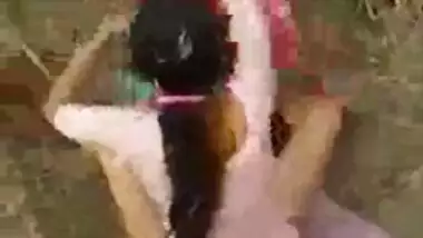 Vilej Rial Dog Sex - Village Bhabhi Outdoor Sex Video Shared Online indian amateur sex