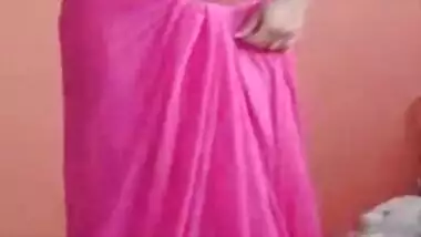 Hottest Indian Saree striptease sex video ever shot