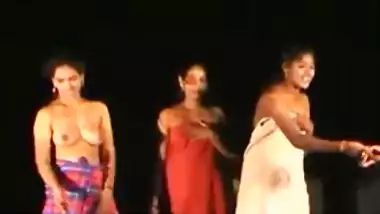 Xxxvodse - Indian Naked Girl Dance indian amateur sex