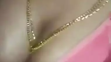 Desi bhbai show her big boob selfie video