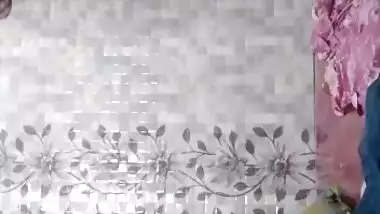 Desi girl painful fucking by boyfriend on cam