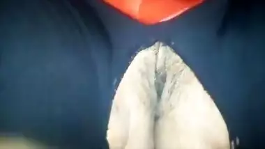 Desi house wife self playing her boobs and hard fucking take her saree