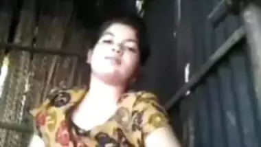 Beautiful Bangla Village Girl Fingering