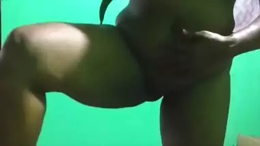 Desi Mature Milf Showing Big Boobs And Ass